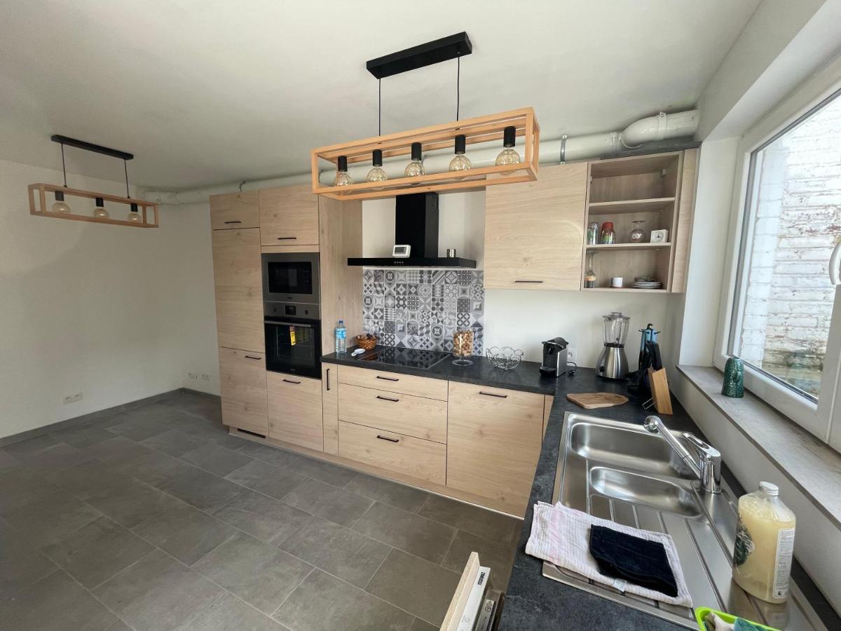 Appartement Avec Exterieur A Proximite De Liege Herstal Exterior photo